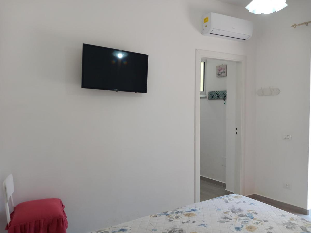 Da Raff House Apartment Lacco Ameno  ภายนอก รูปภาพ